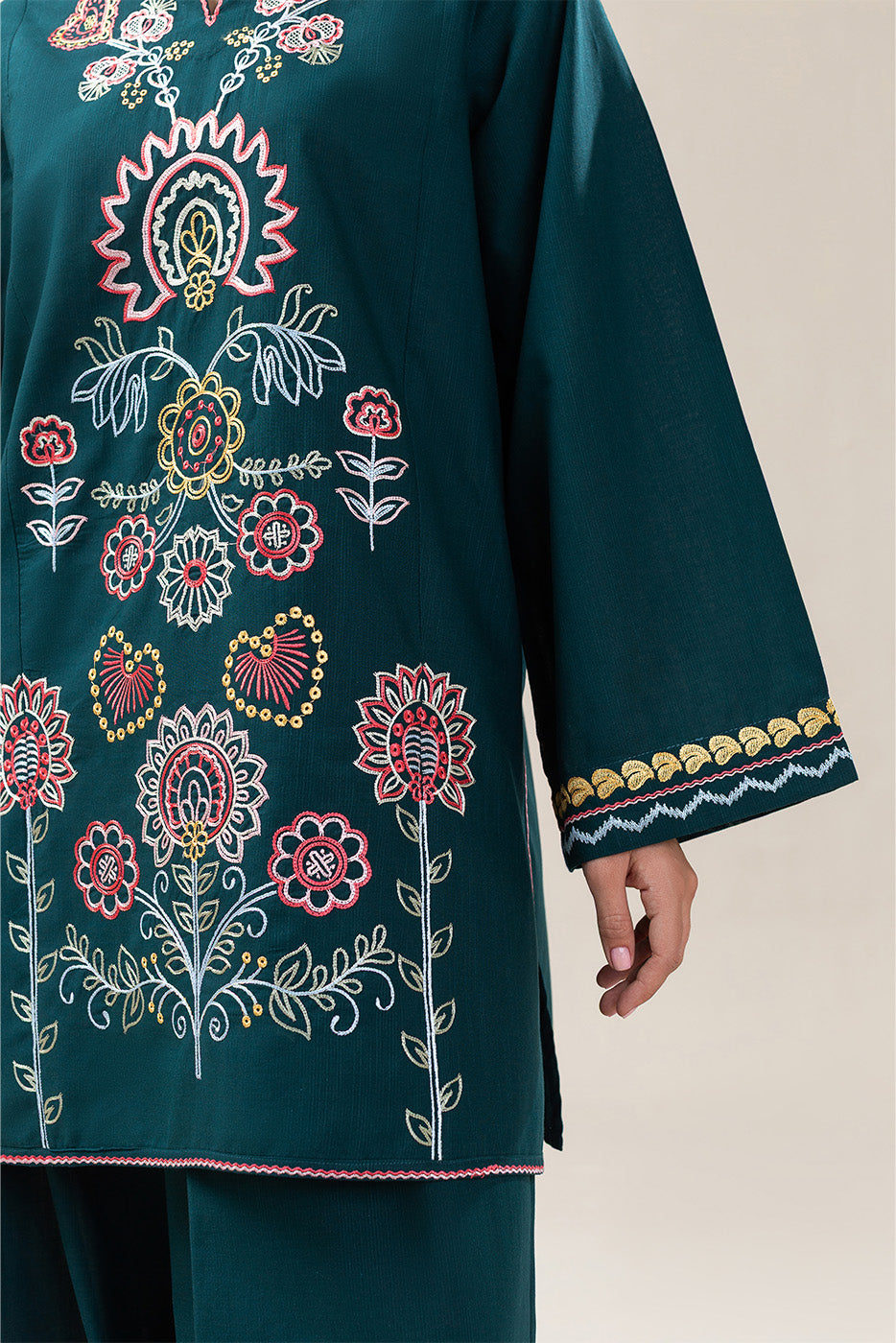 2 PIECE EMBROIDERED SLUB SUIT (FLOW)