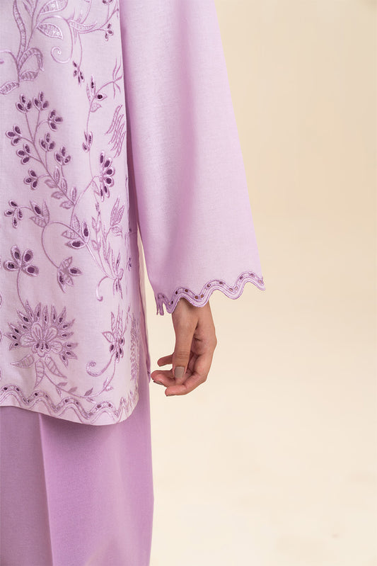EMBROIDERED TOP (FLOW)
