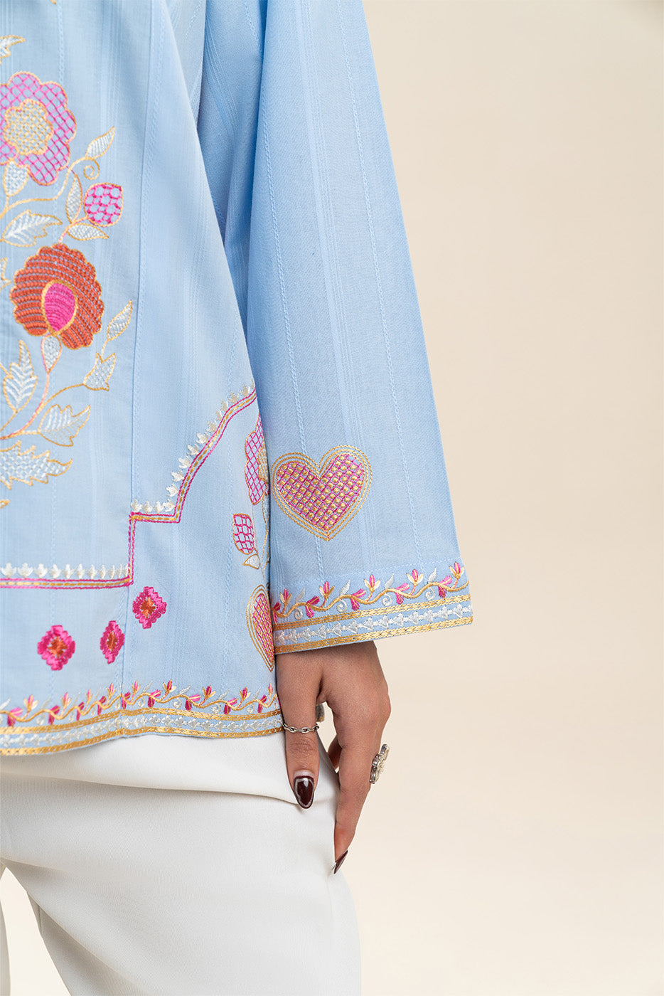 EMBROIDERED DOBBY BLOUSE (FUSION)