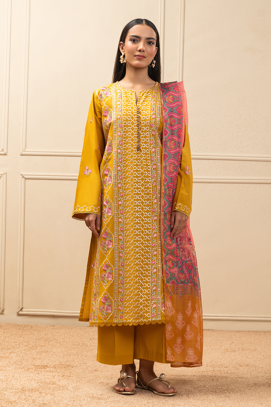 3 PIECE EMBROIDERED LAWN SUIT (PRET)