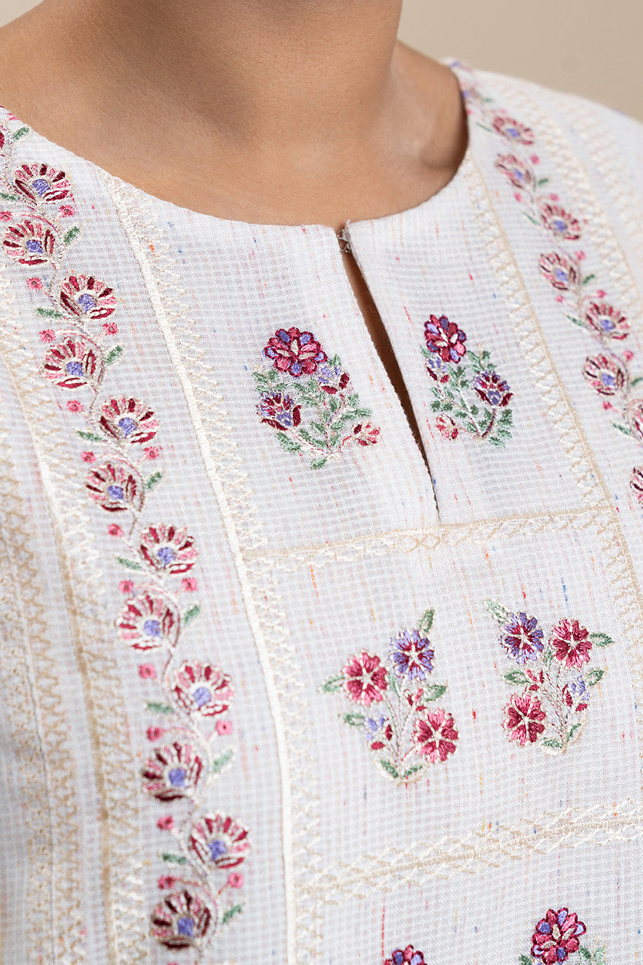 3 PIECE EMBROIDERED MULTI NEPS NET SUIT (HIGH CASUAL)