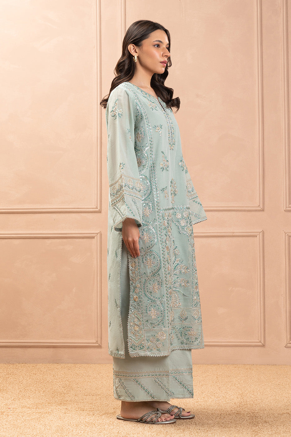 2 PIECE EMBROIDERED PAPER COTTON SUIT (LUXURY PRET)