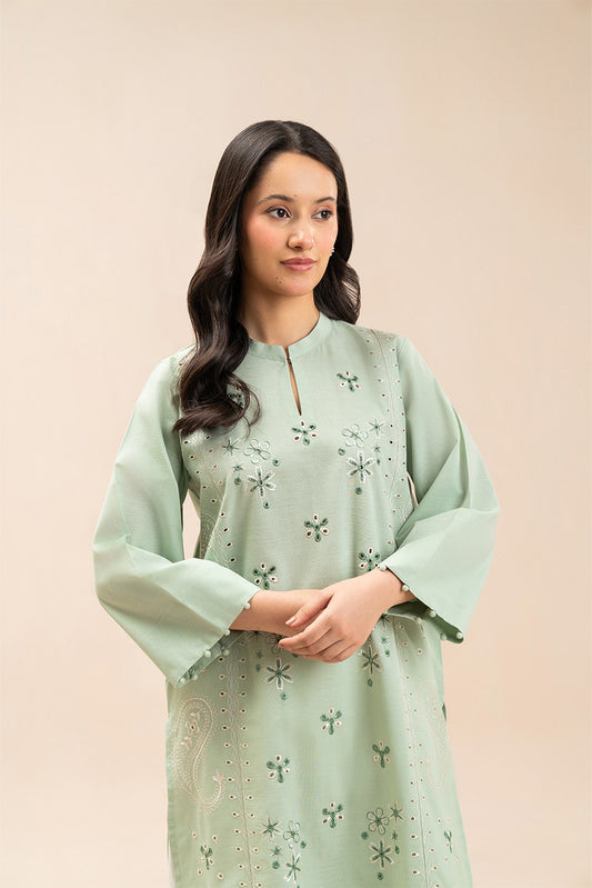 2 PIECE EMBROIDERED SLUB SUIT (PRET)