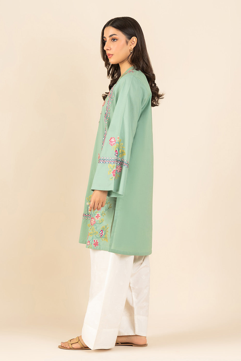 EMBROIDERED LAWN SHIRT (PRET)