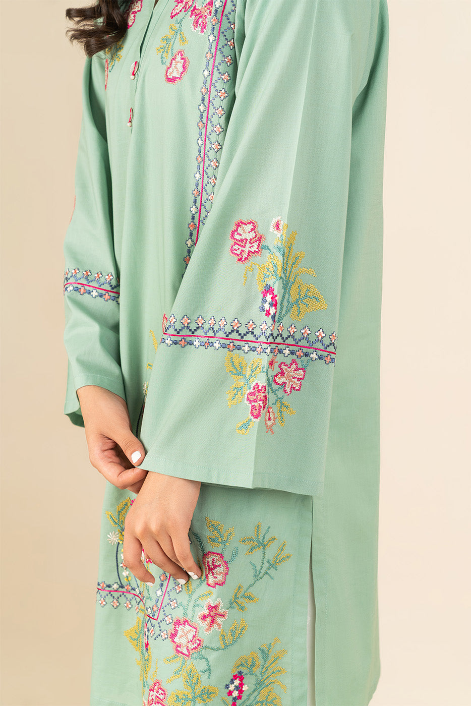 EMBROIDERED LAWN SHIRT (PRET)