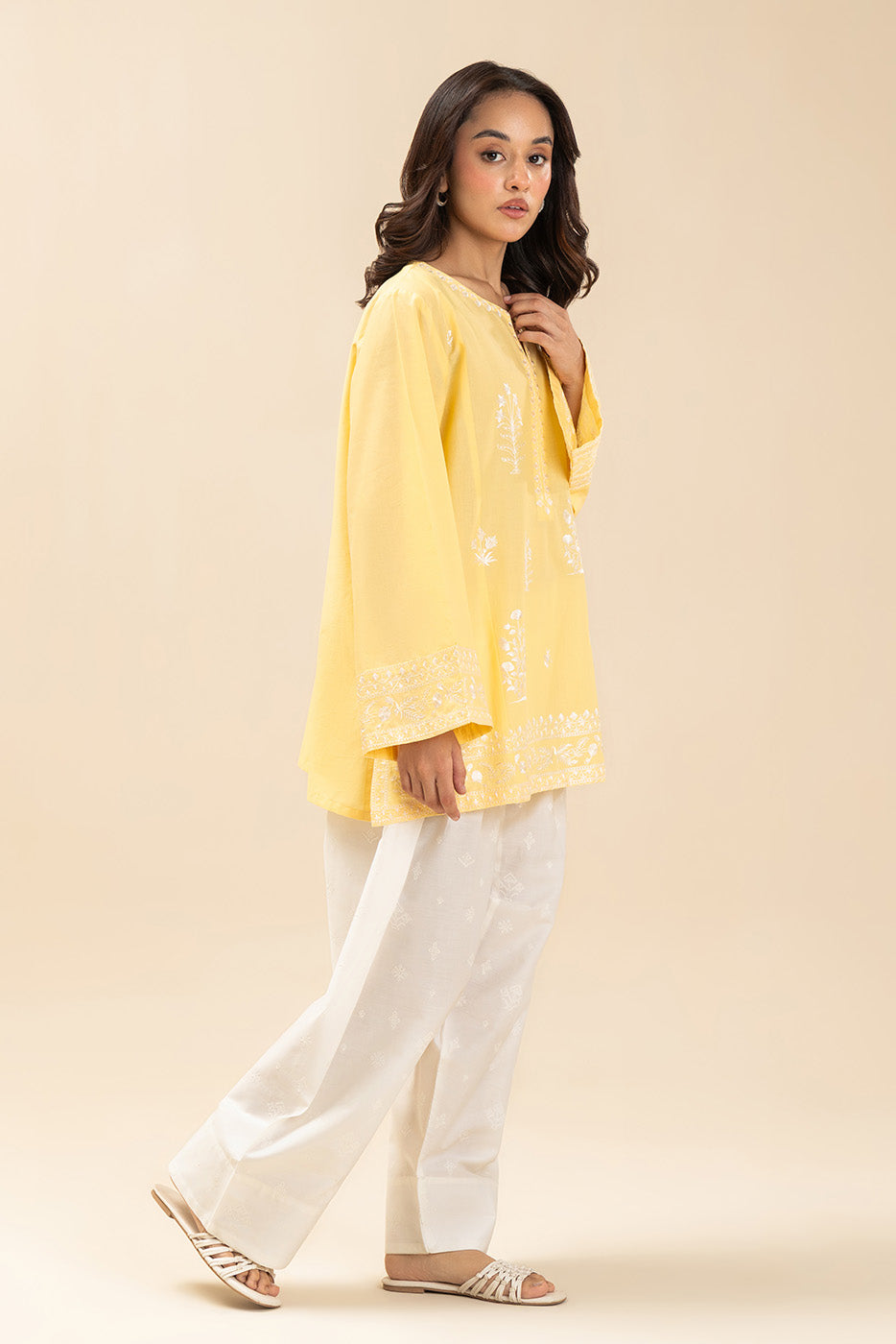 EMBROIDERED LAWN SHIRT (PRET)