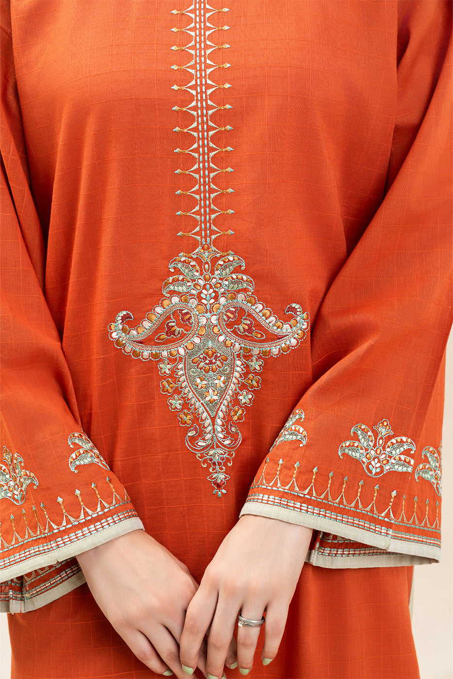 2 PIECE EMBROIDERED DORIA SUIT (PRET)
