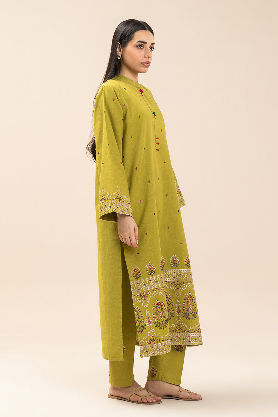 2 PIECE EMBROIDERED SLUB SUIT (PRET)