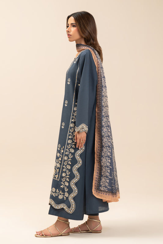 2 PIECE EMBROIDERED TWO WAY SLUB SUIT (PRET)