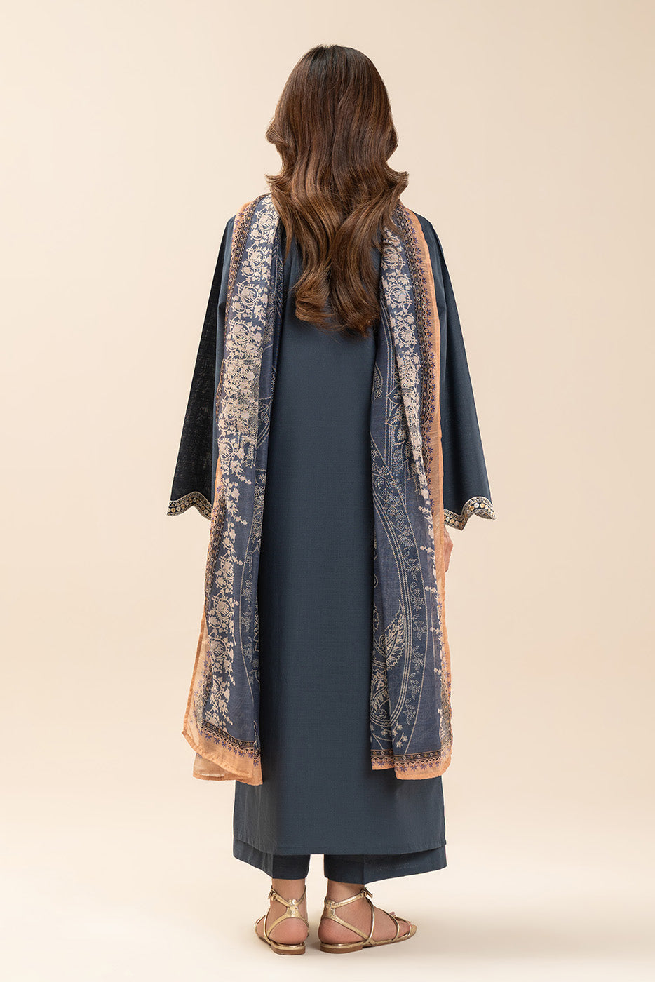 2 PIECE EMBROIDERED TWO WAY SLUB SUIT (PRET)