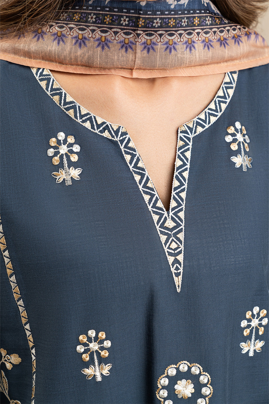 2 PIECE EMBROIDERED TWO WAY SLUB SUIT (PRET)