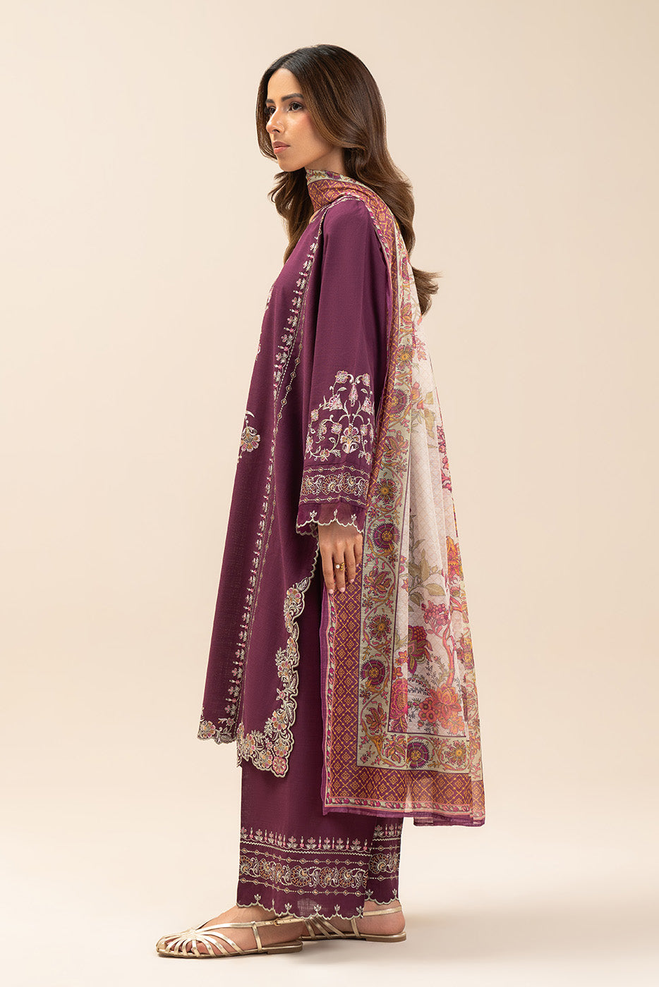 2 PIECE EMBROIDERED TWO WAY SLUB SUIT (PRET)