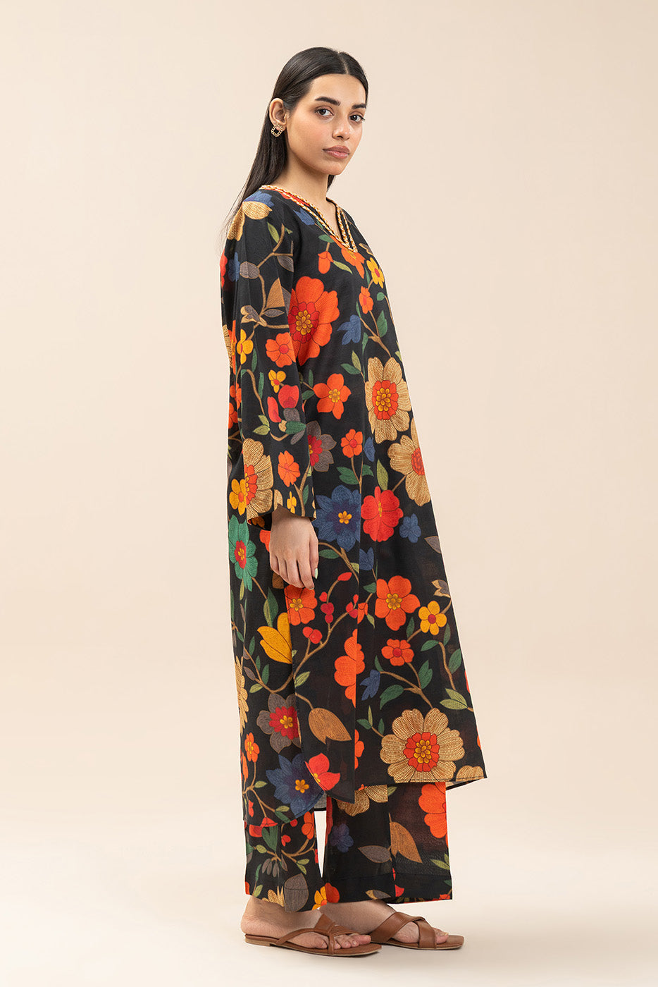 2 PIECE PRINTED DORIA LAWN SUIT (PRET)