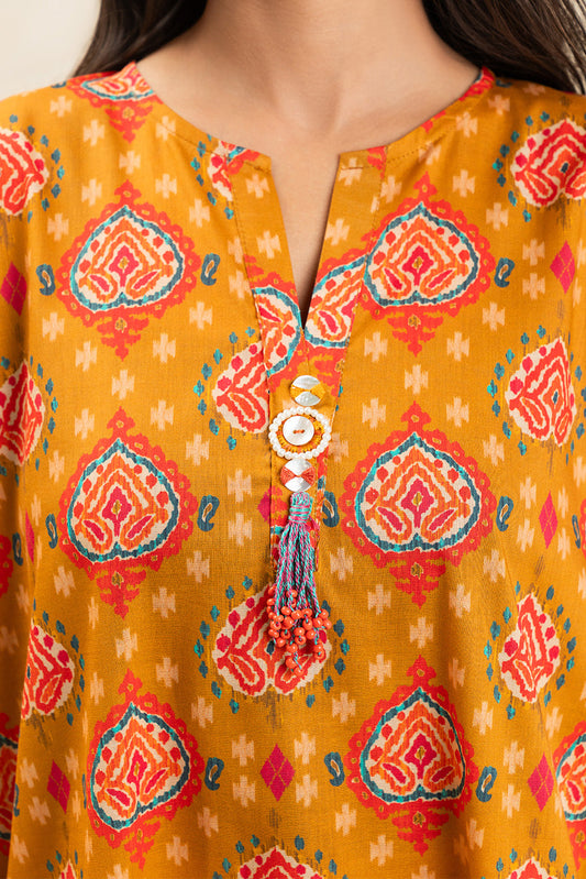 2 PIECE PRINTED LAWN SUIT (PRET)