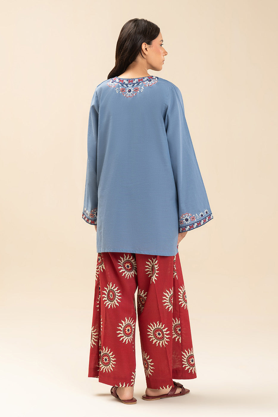 2 PIECE EMBROIDERED SLUB SUIT (FLOW)