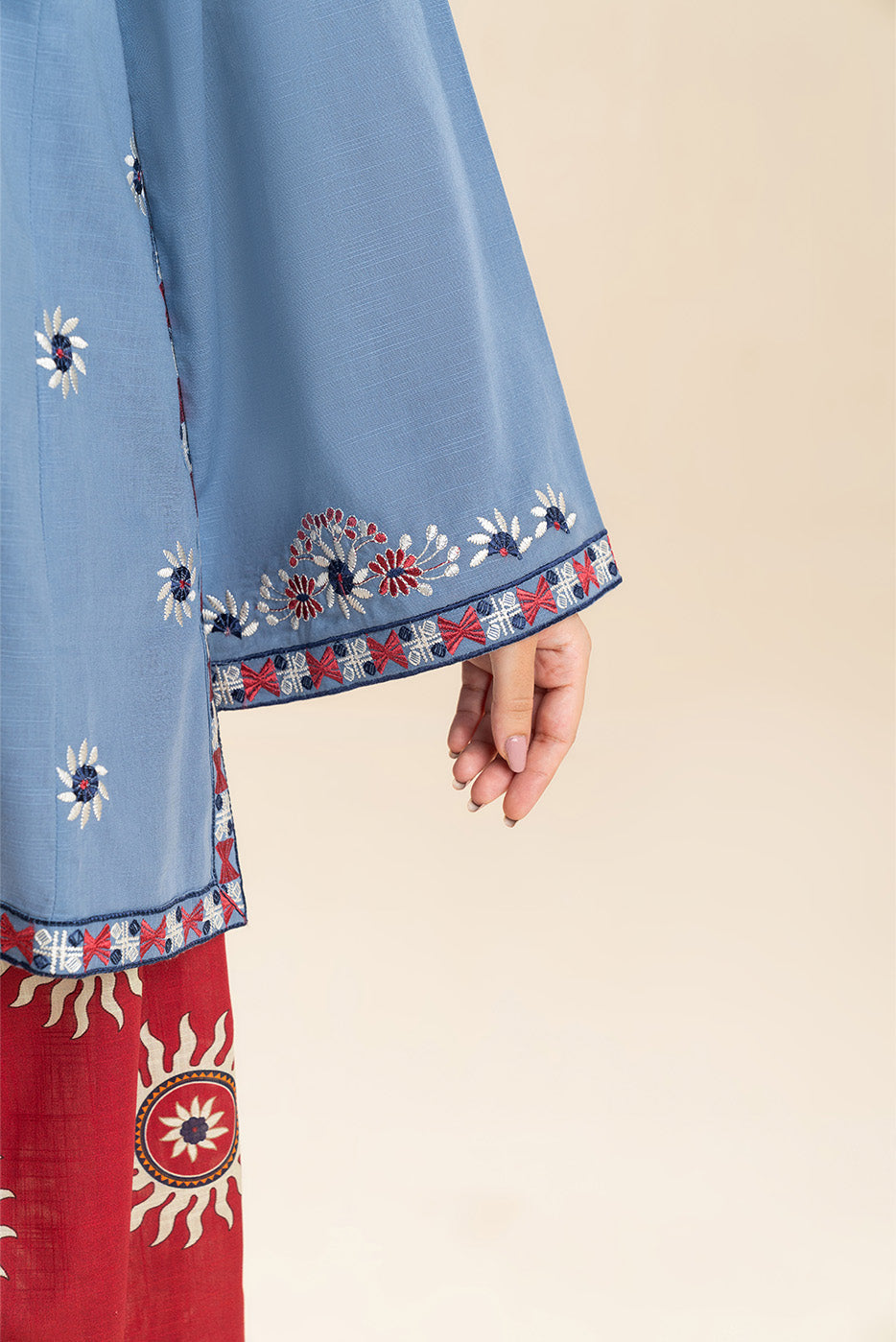 2 PIECE EMBROIDERED SLUB SUIT (FLOW)