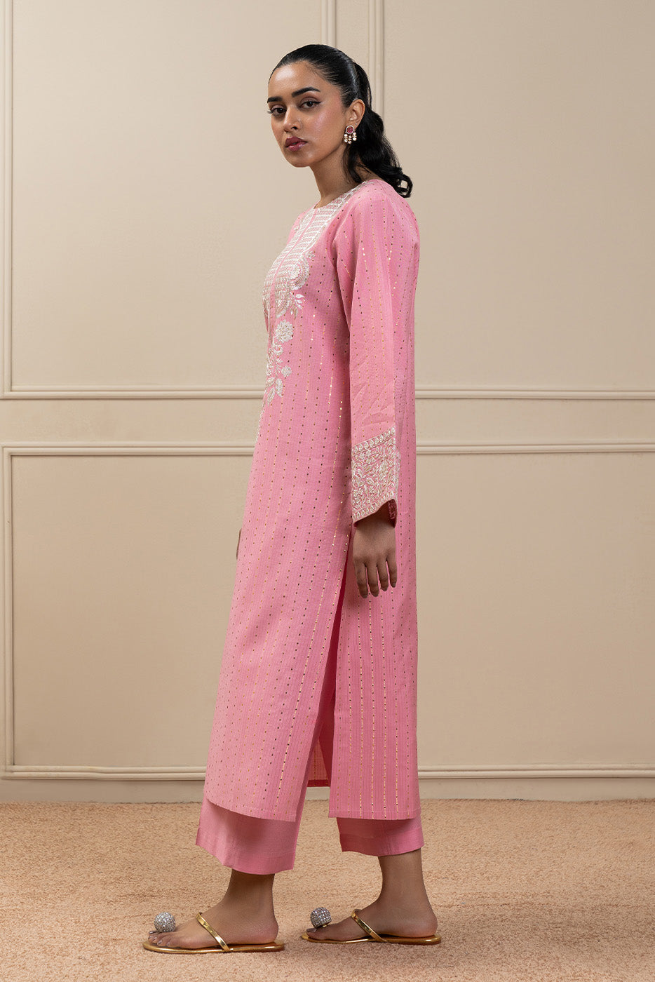 2 PIECE EMBROIDERED TWO TONE ZARI SUIT (HIGH CASUAL)