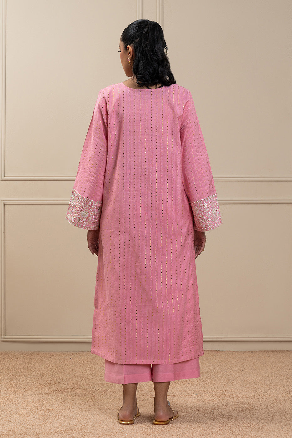 2 PIECE EMBROIDERED TWO TONE ZARI SUIT (HIGH CASUAL)