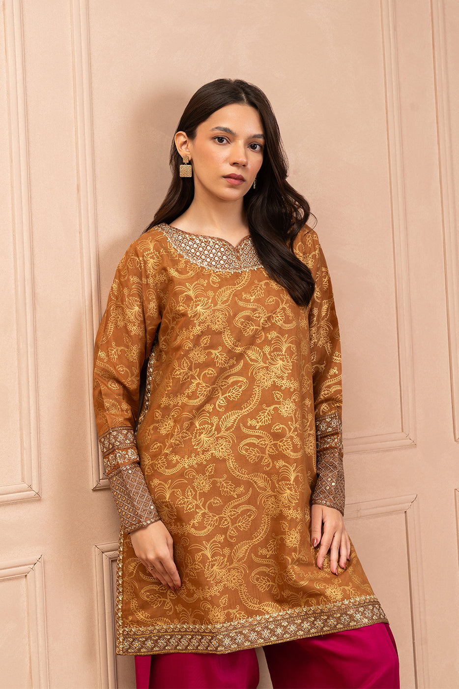 2 PIECE EMBROIDERED RAW SILK SUIT (LUXURY PRET)