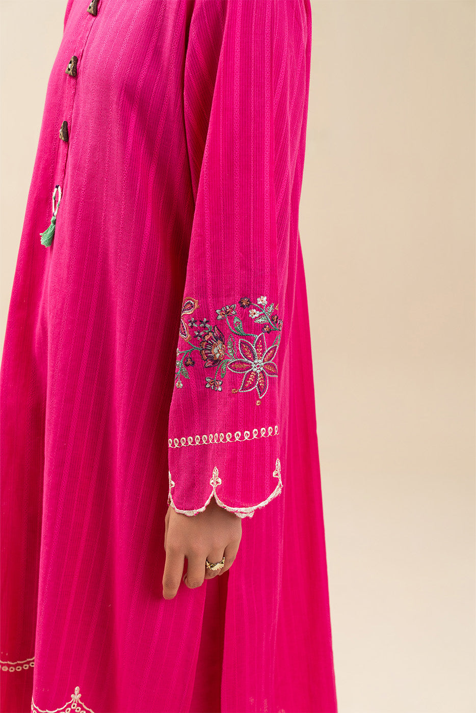 2 PIECE EMBROIDERED NENO KARA SUIT (PRET)