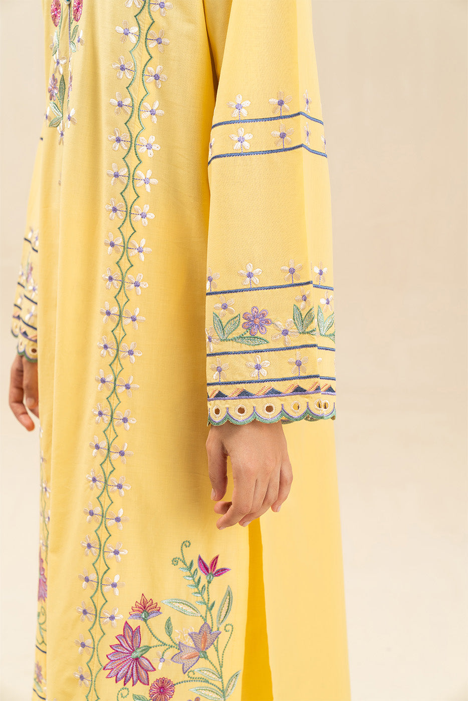 2 PIECE EMBROIDERED LAWN SUIT (PRET)