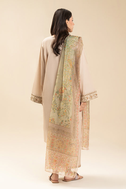 3 PIECE EMBROIDERED LAWN SUIT (PRET)