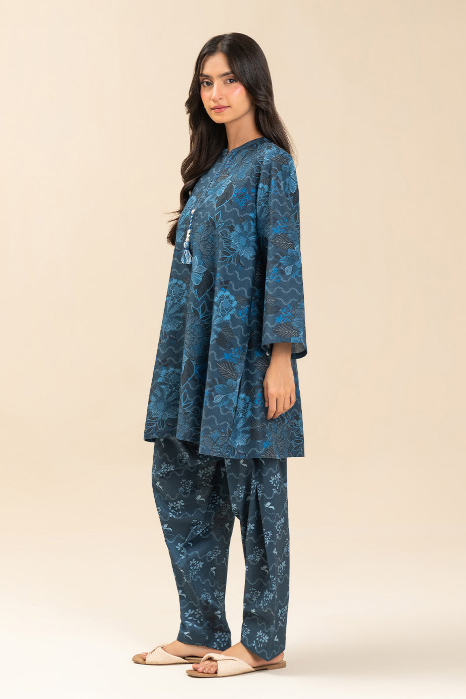 2 PIECE PRINTED LAWN SUIT (PRET)