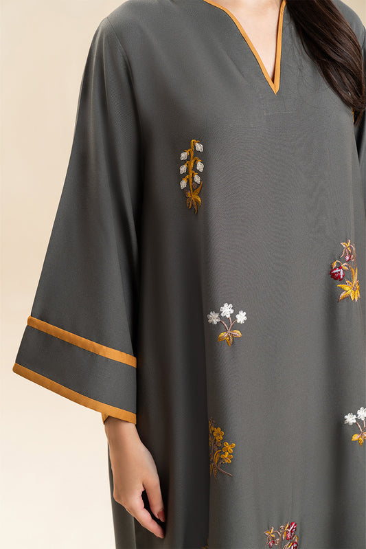 EMBROIDERED YARN DYED DRESS (FLOW)