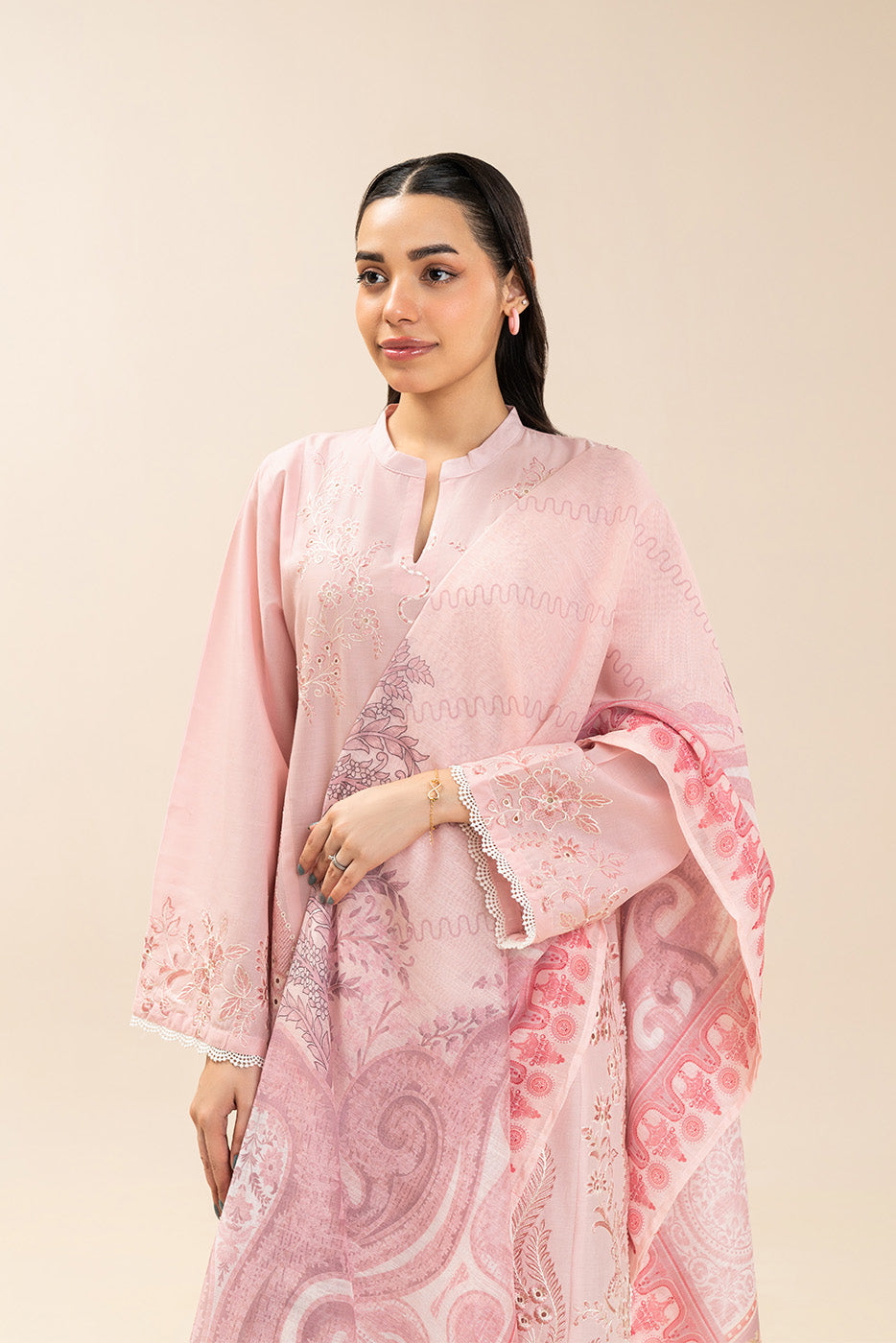 2 PIECE EMBROIDERED LAWN SUIT (HIGH CASUAL)