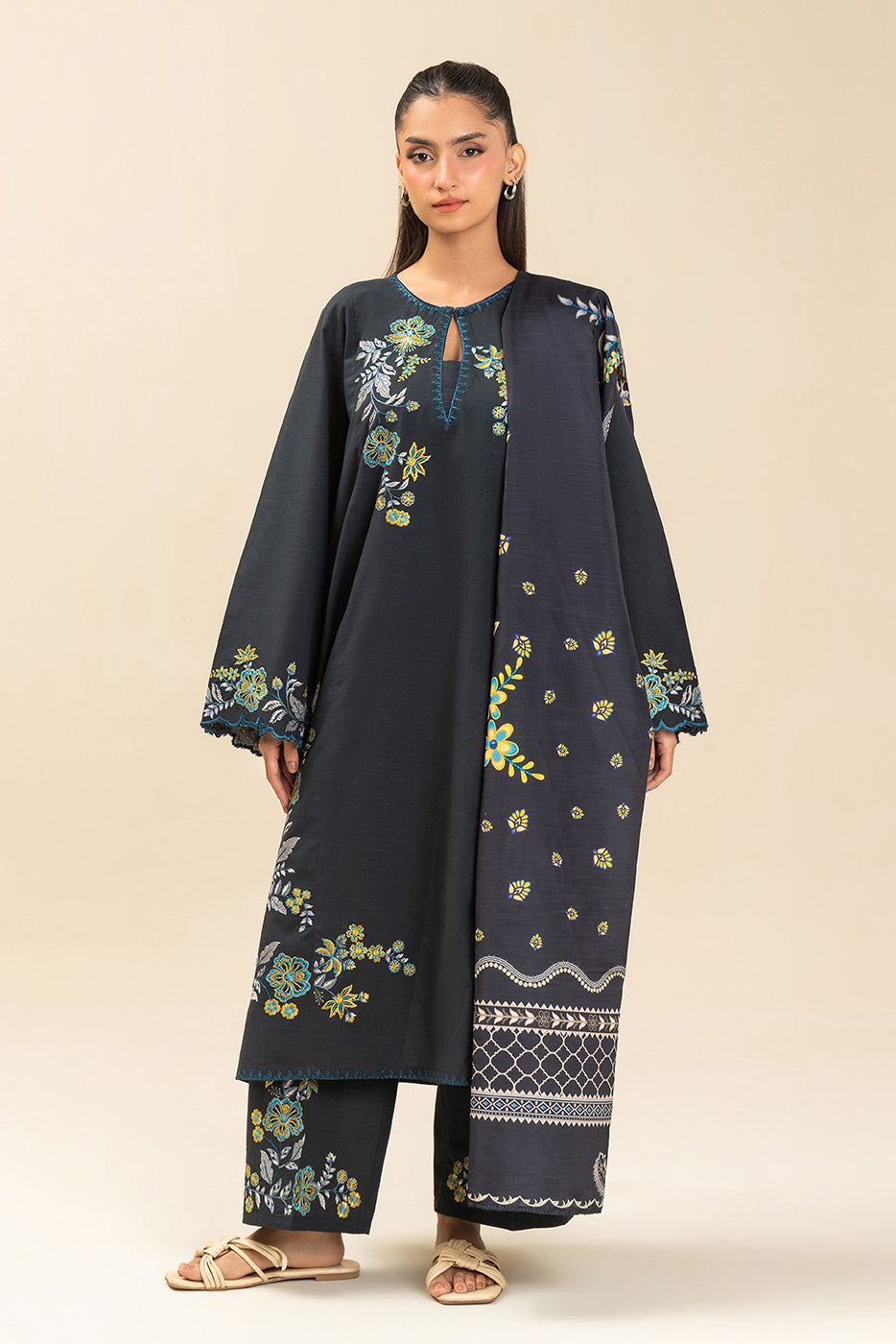 3 PIECE EMBROIDERED SLUB SUIT (PRET)