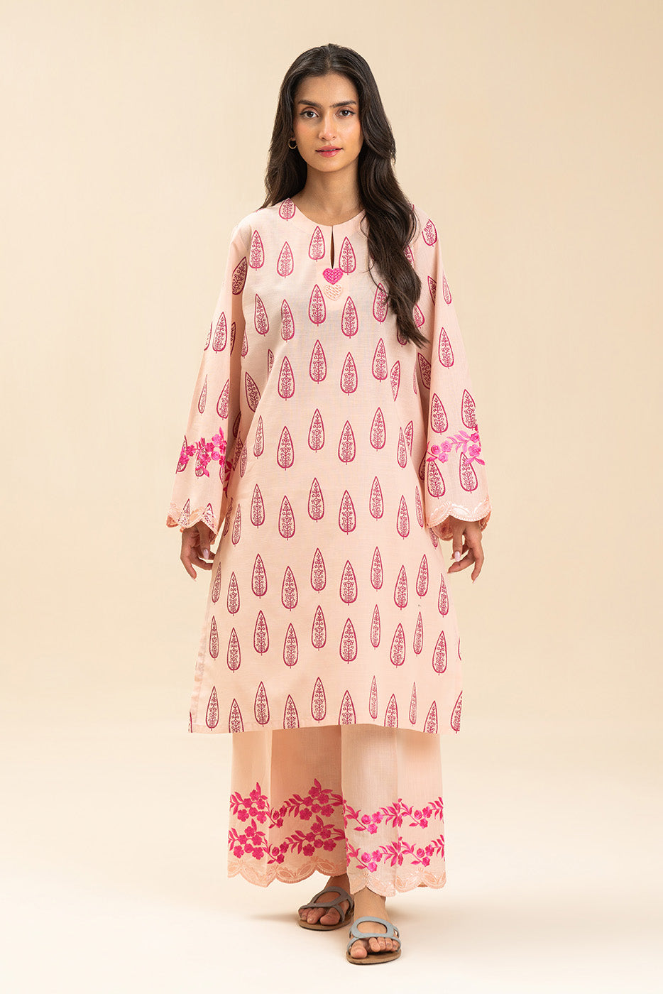 2 PIECE EMBROIDERED SLUB SUIT (PRET)