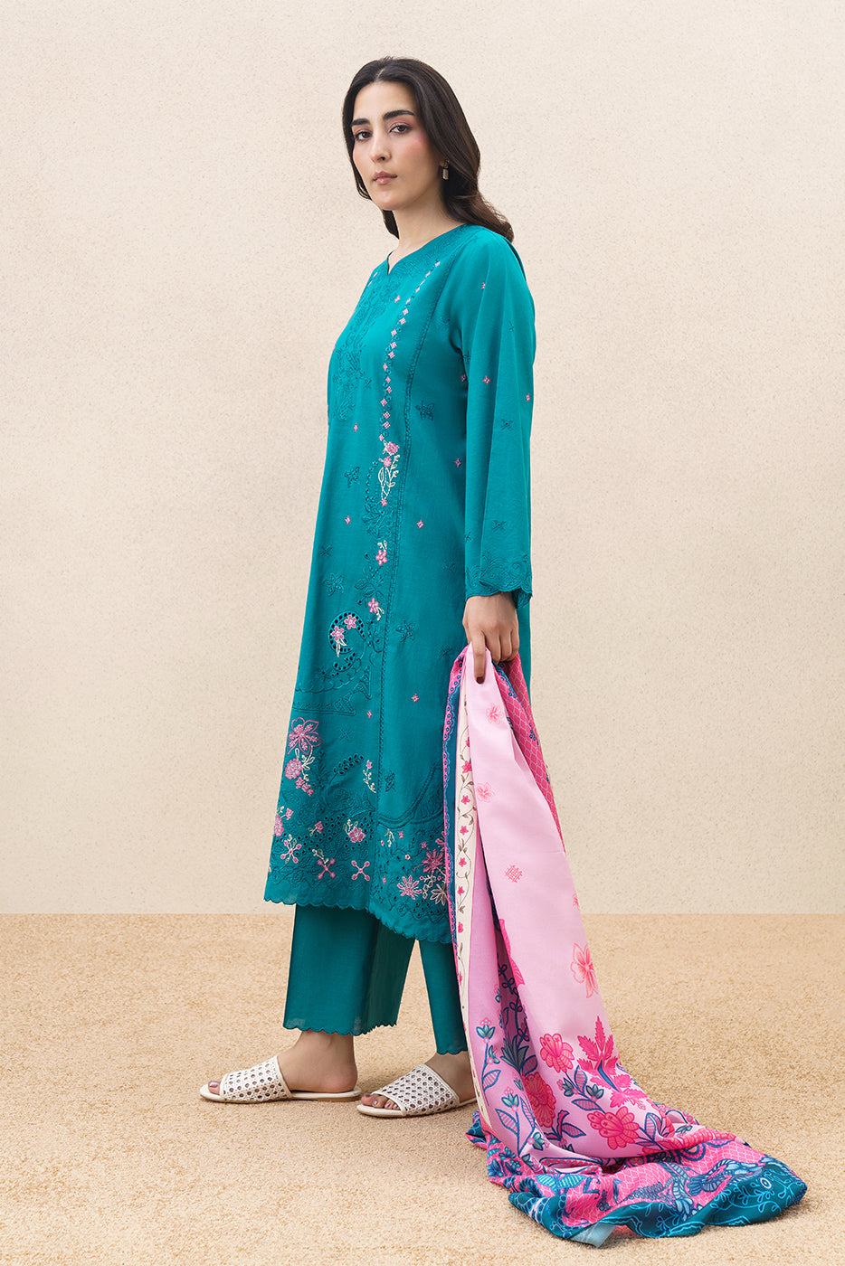 3 PIECE EMBROIDERED SLUB SUIT (PRET)