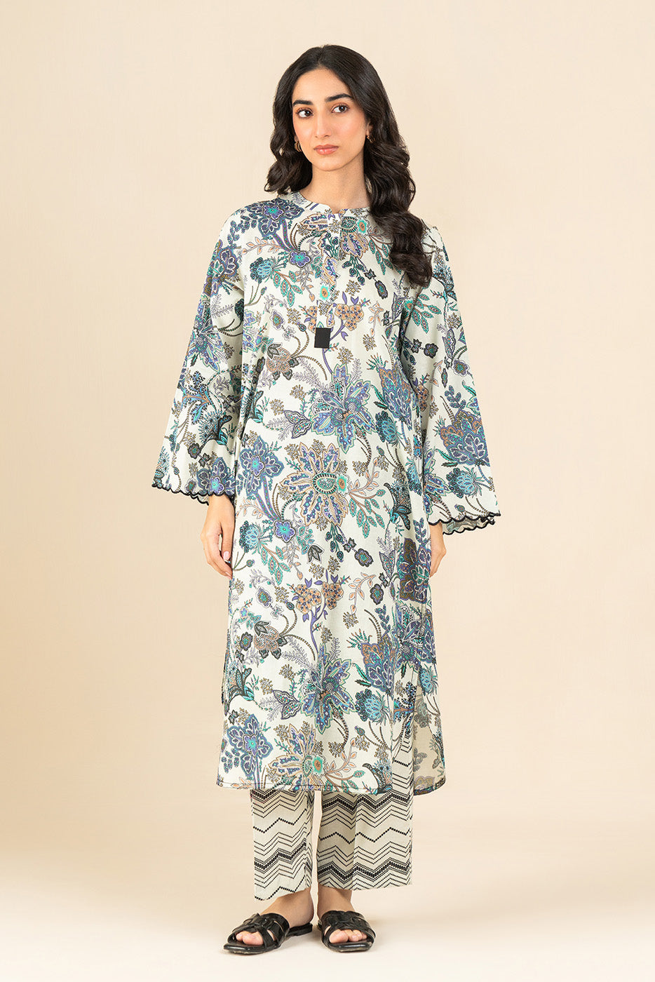 2 PIECE PRINTED LAWN SUIT (PRET)