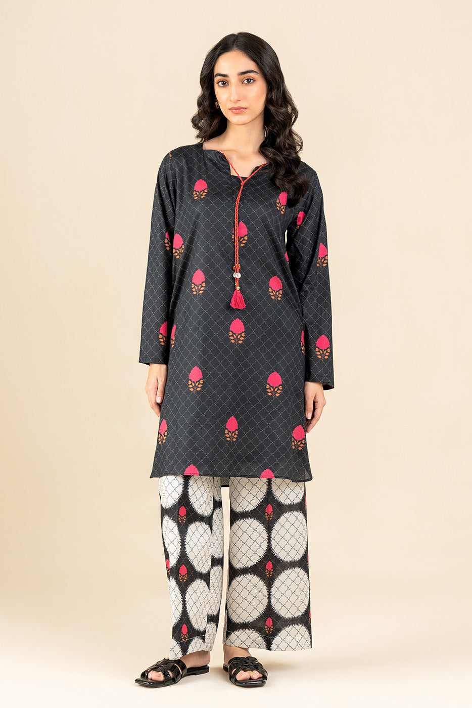 2 PIECE PRINTED LAWN SUIT (PRET)