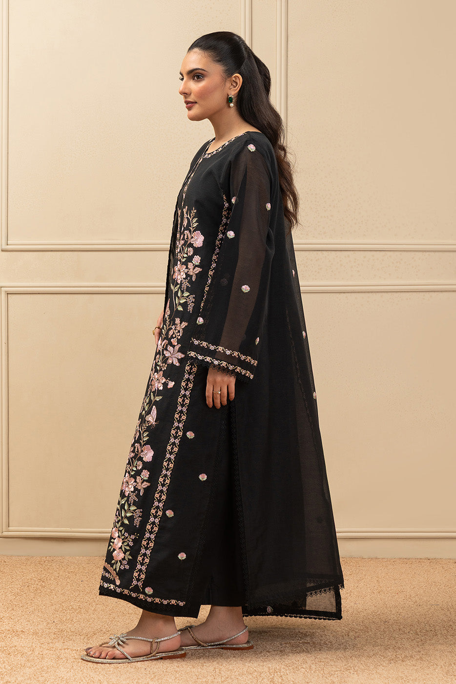 2 PIECE EMBROIDERED PAPER COTTON SUIT (HIGH CASUAL)