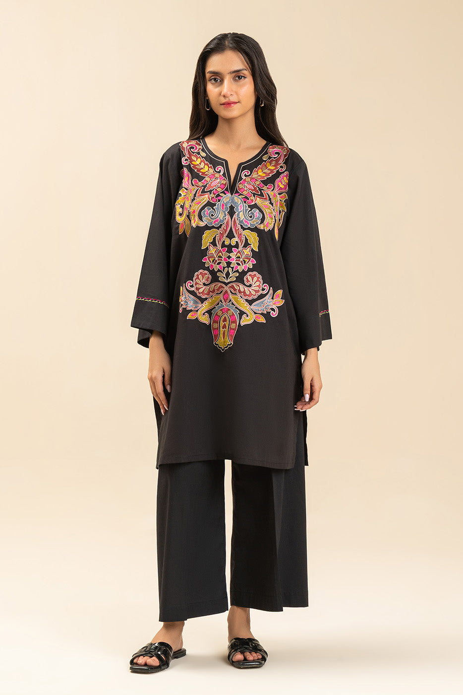 EMBROIDERED LAWN SHIRT (PRET)