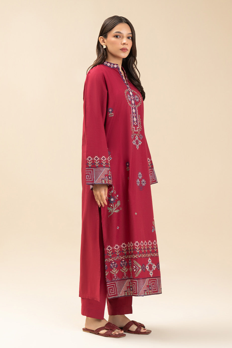 2 PIECE EMBROIDERED LAWN SUIT (PRET)