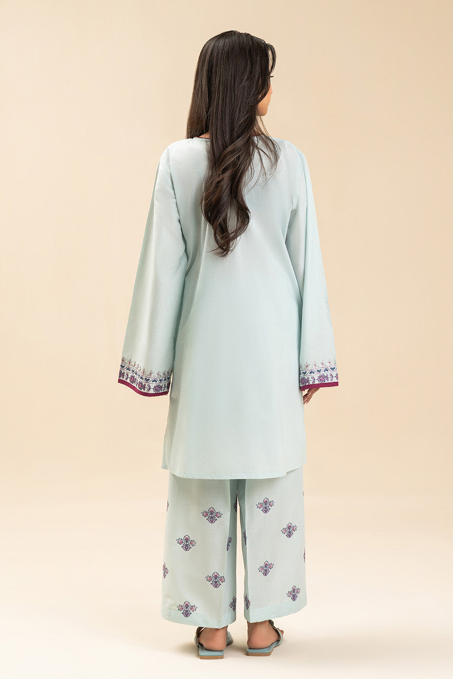 2 PIECE EMBROIDERED LAWN SUIT (PRET)