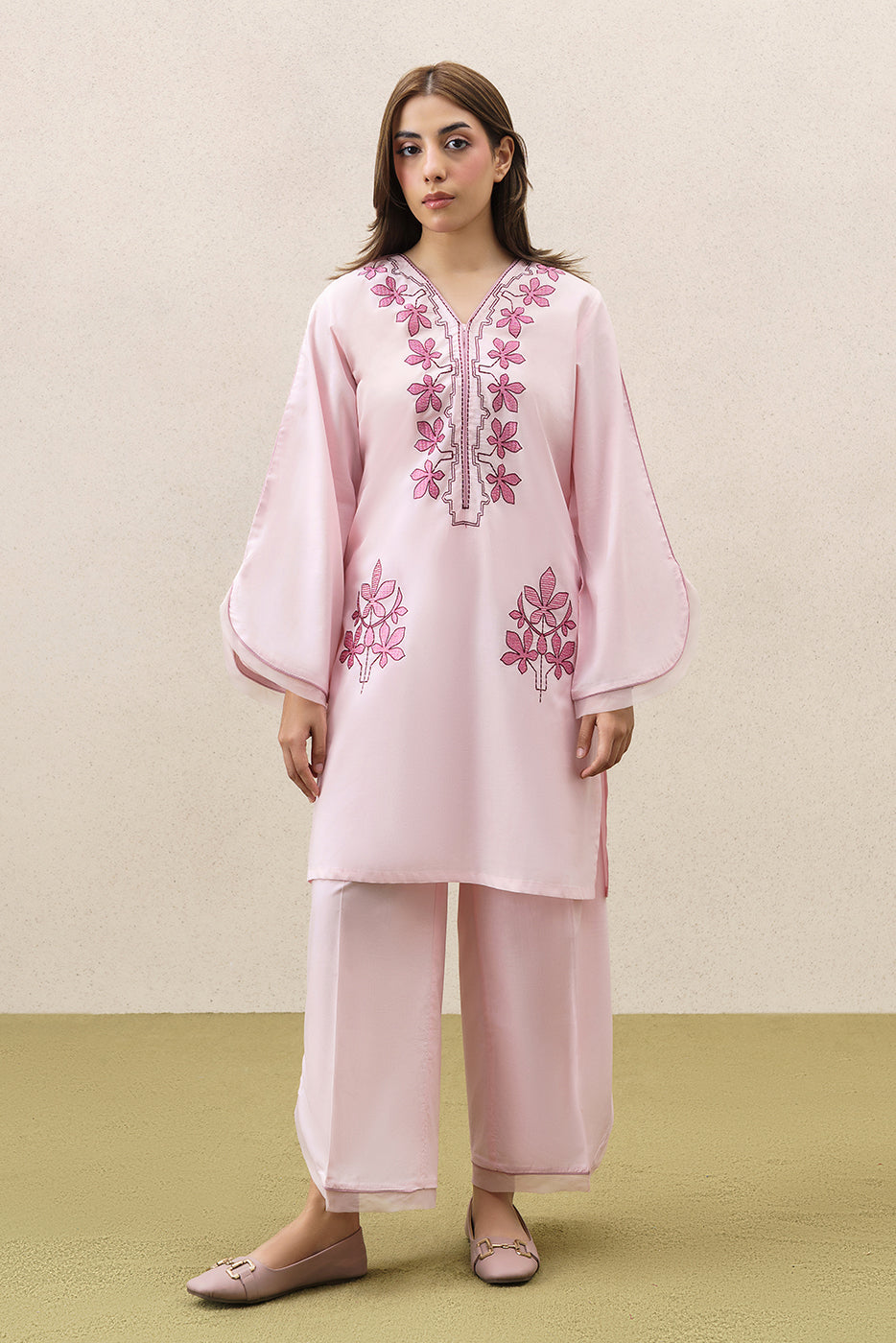 2 PIECE EMBROIDERED LAWN SUIT (PRET)