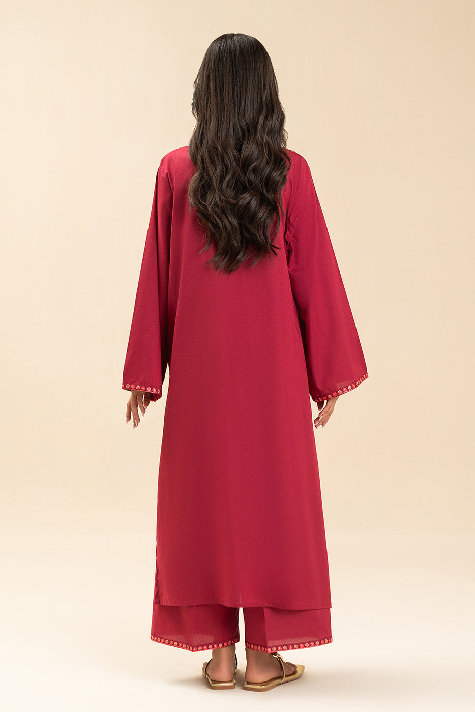 2 PIECE EMBROIDERED LAWN SUIT (PRET)