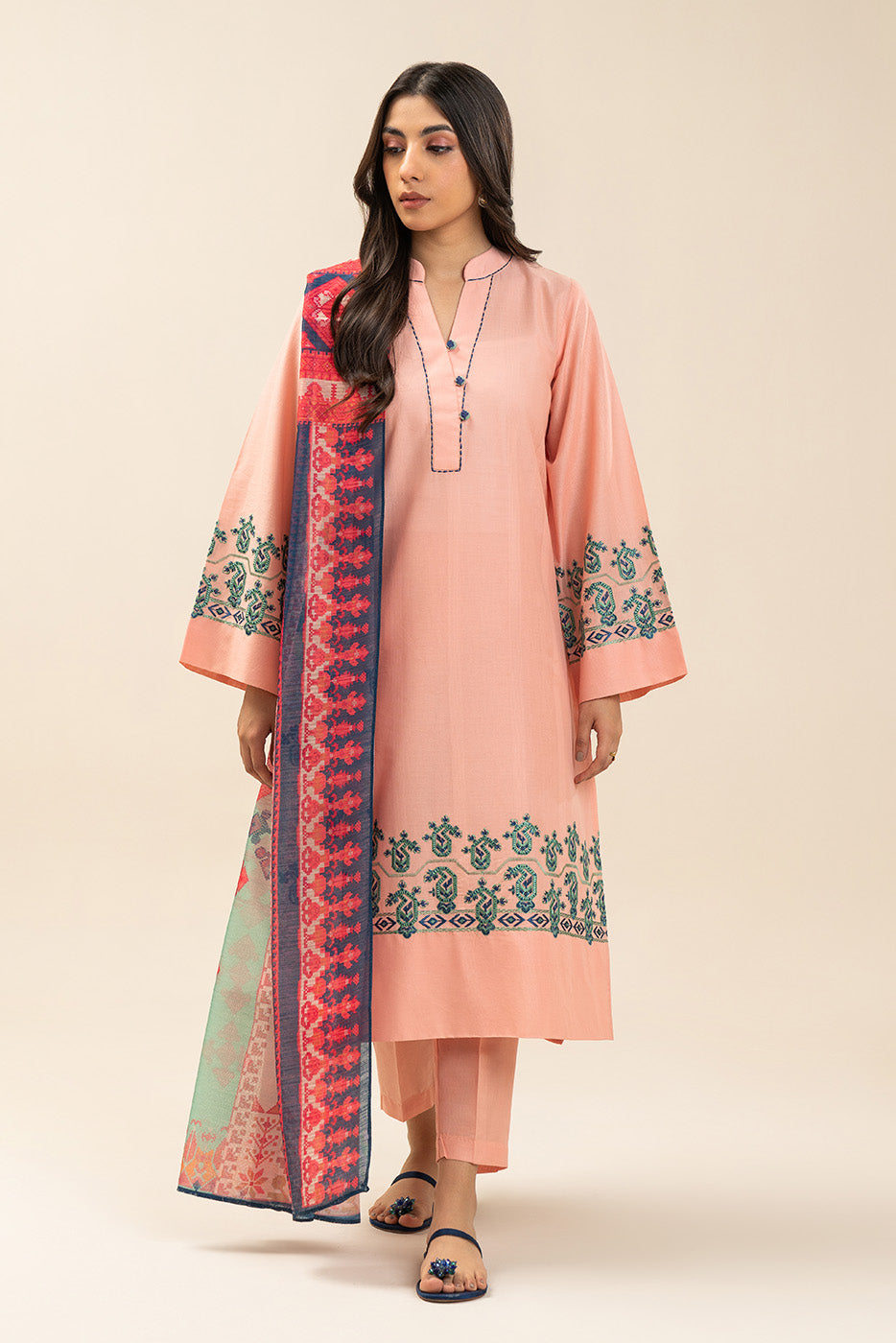 3 PIECE EMBROIDERED TEXTURED LAWN SUIT (PRET)