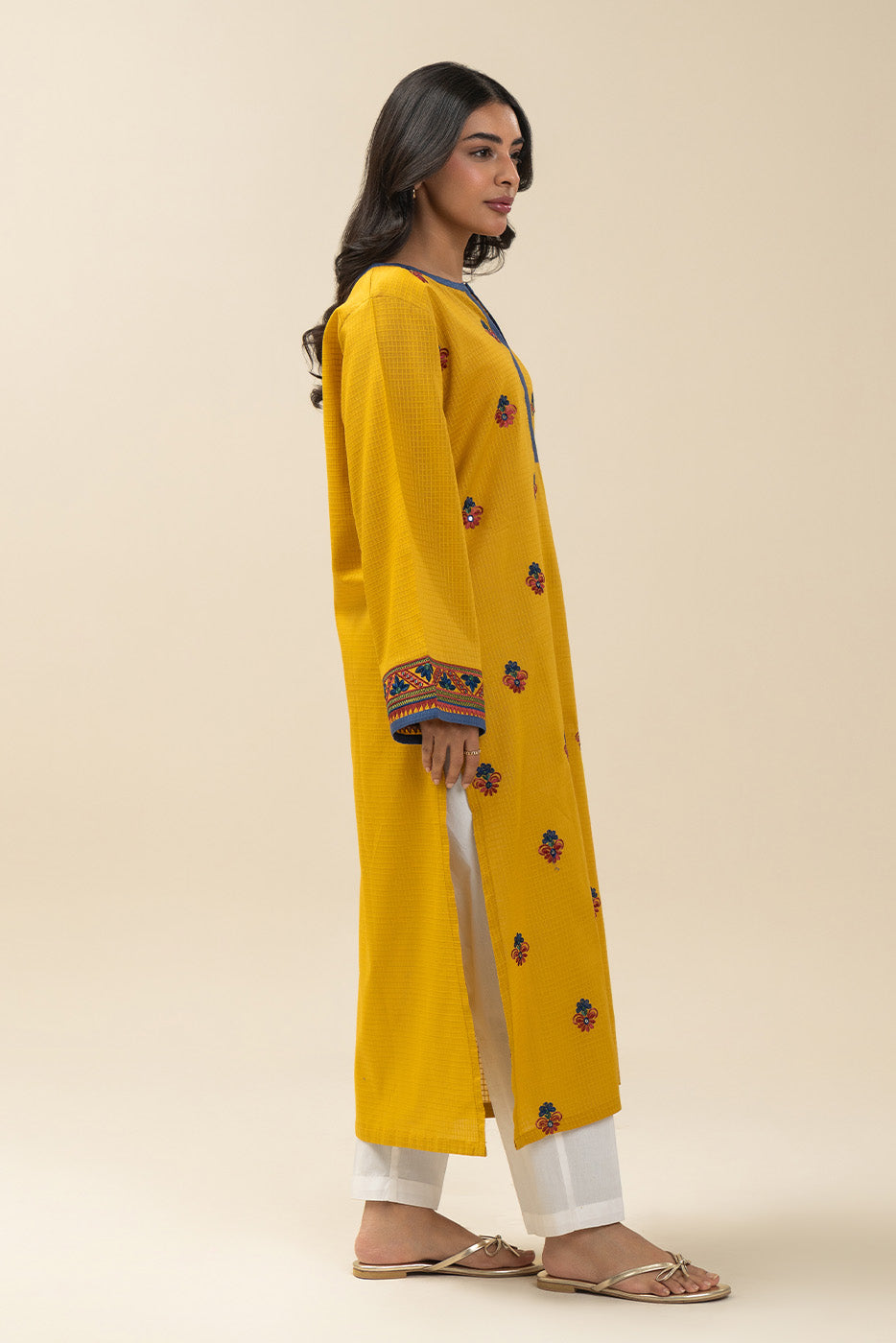 EMBROIDERED DORIA SHIRT (PRET)