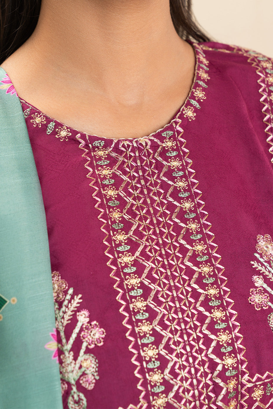 3 PIECE EMBROIDERED SELF JACQUARD SUIT (PRET)
