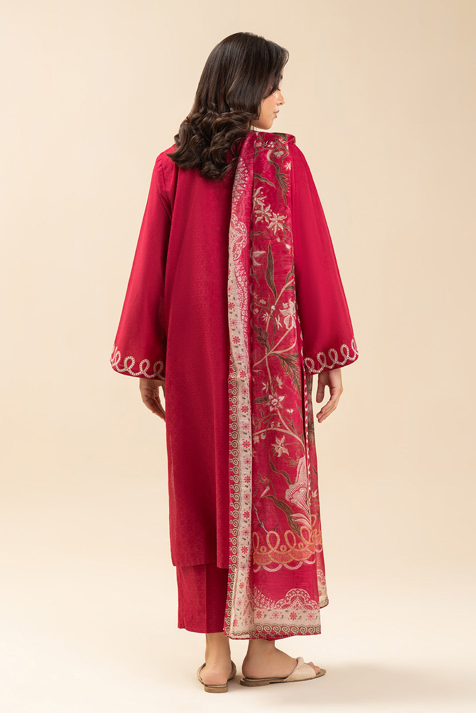 3 PIECE EMBROIDERED SELF JACQUARD SUIT (PRET)