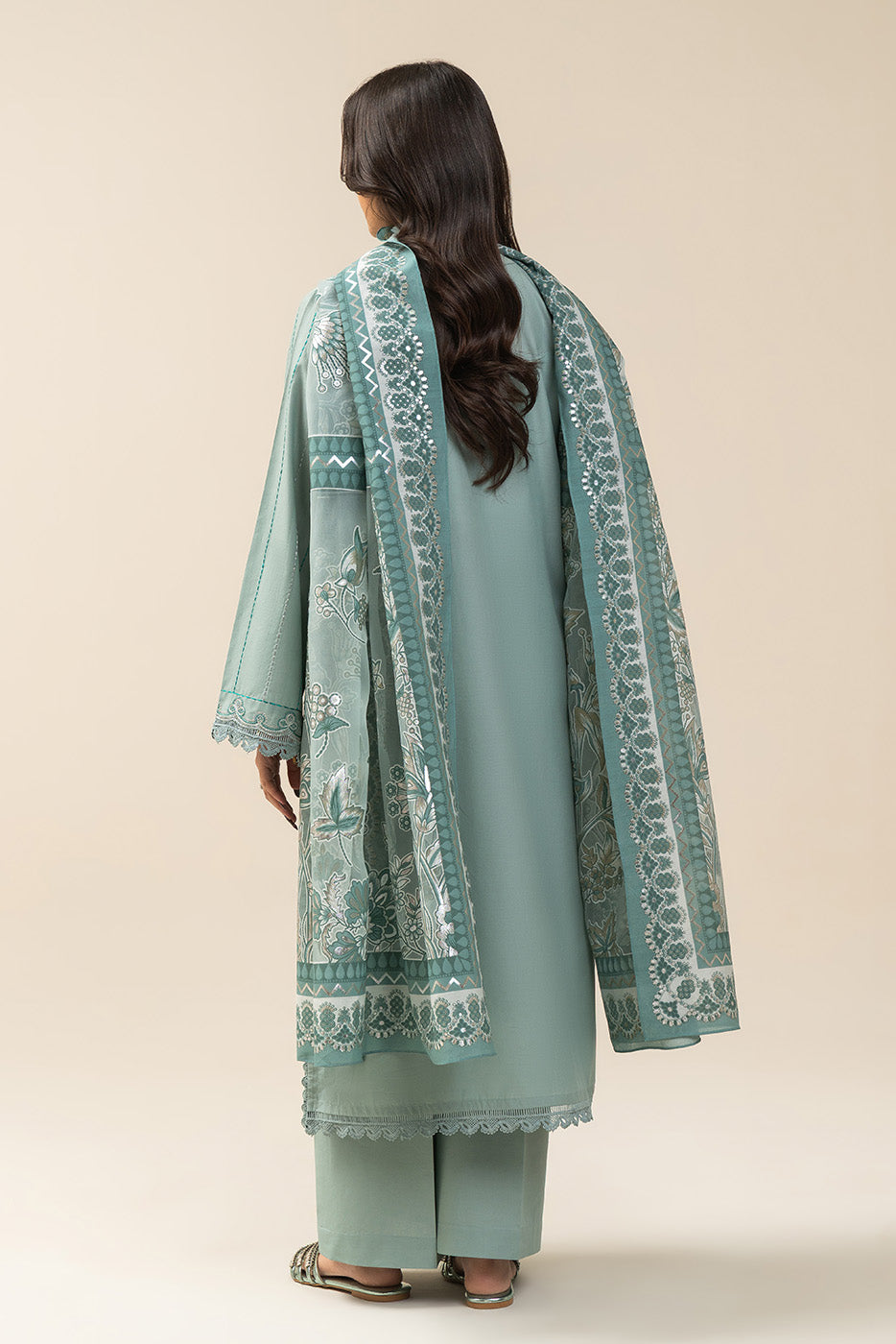 3 PIECE EMBROIDERED LAWN SUIT-FROSTY GLOW (UNSTITCHED)