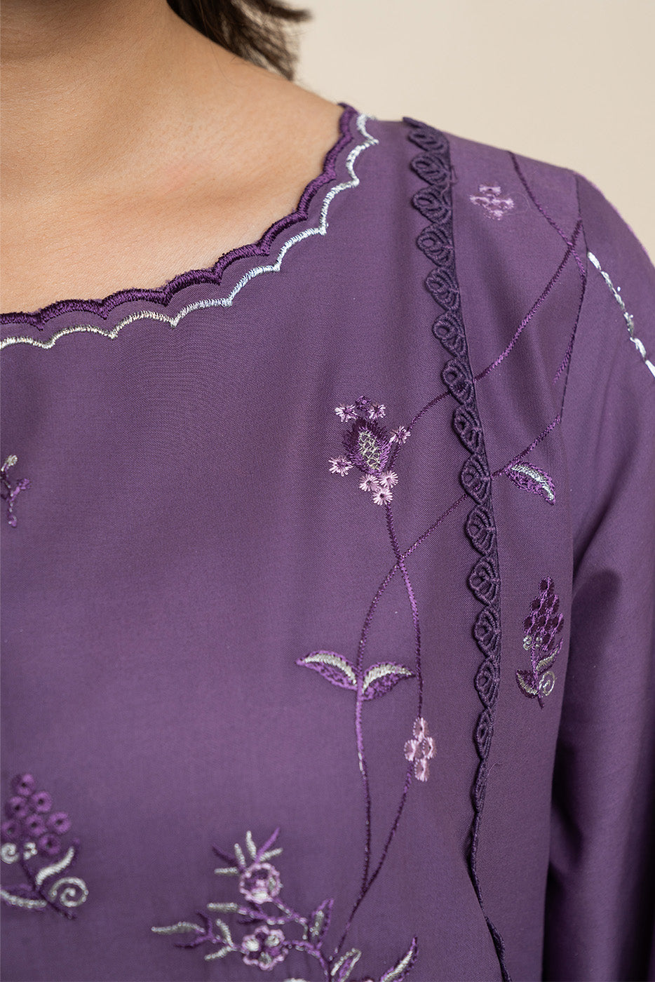 3 PIECE EMBROIDERED LAWN SUIT-LOGANBERRY (UNSTITCHED)