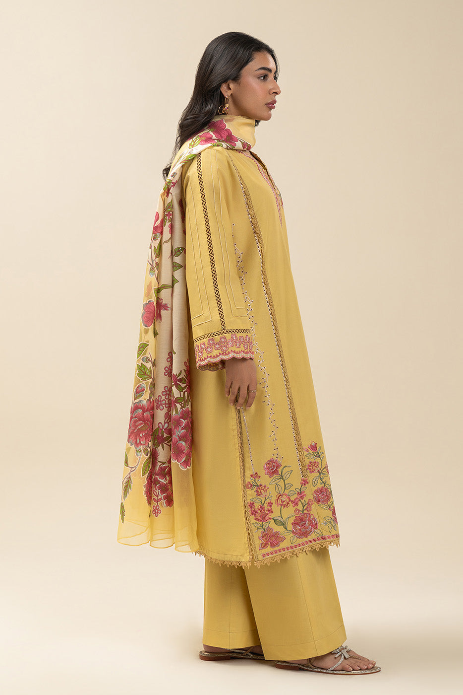 3 PIECE EMBROIDERED LAWN SUIT-SUNNY GARDENIA (UNSTITCHED)