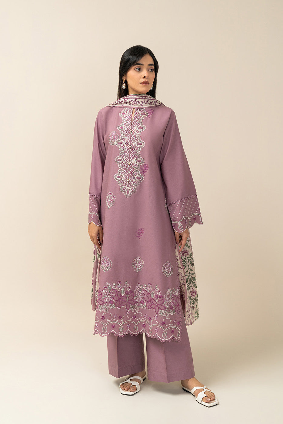 3 PIECE EMBROIDERED LAWN SUIT-LAVENDER FROST (UNSTITCHED)