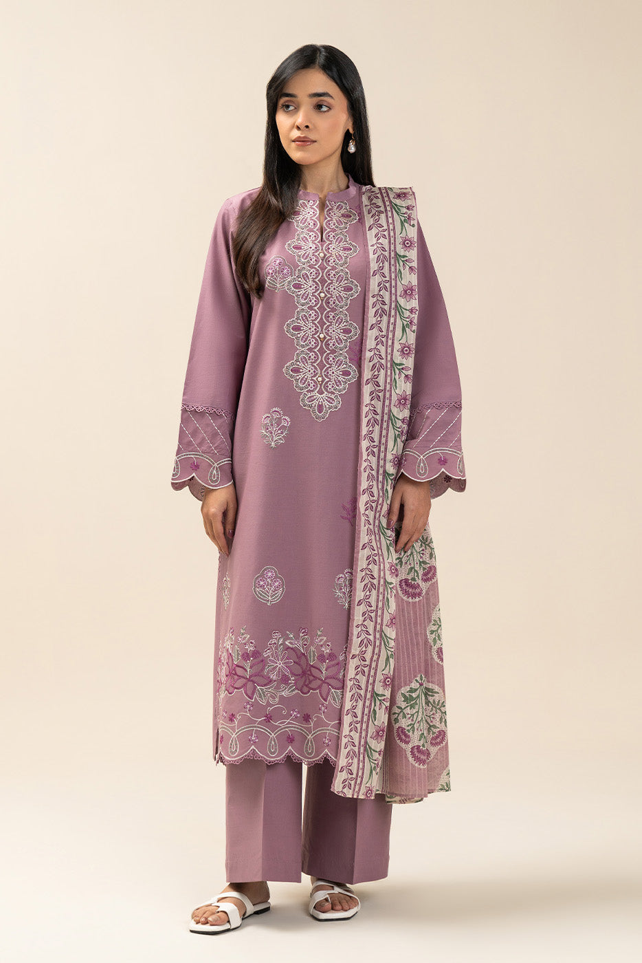 3 PIECE EMBROIDERED LAWN SUIT-LAVENDER FROST (UNSTITCHED)