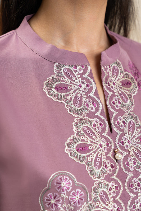 3 PIECE EMBROIDERED LAWN SUIT-LAVENDER FROST (UNSTITCHED)